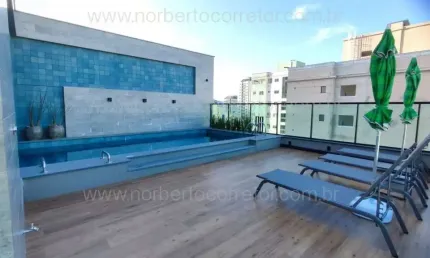Apartamento à venda na Rua 216, 201, Meia Praia, Itapema