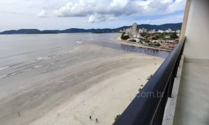 Apartamento à venda na Rua 321, 20, Meia Praia, Itapema