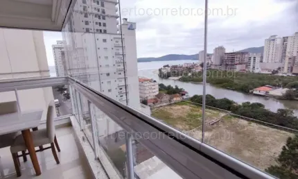 Apartamento à venda na Rua 321, 286, Meia Praia, Itapema