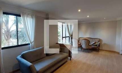 Apartamento no 4º andar mobiliado com 3 dormitórios e 2 garagens
