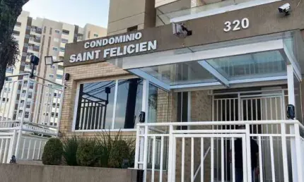 APARTAMENTO LINDO NA VILA GUIOMAR COM VARANDA GOURMET, PLANEJADO E 2 VAGAS