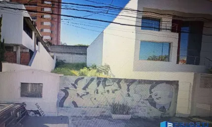 Terreno jardim têxtil raridade limpo entre imóveis alto padrão local nobre