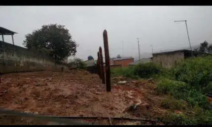 Terreno à venda no Jardim Itamaracá, Suzano 