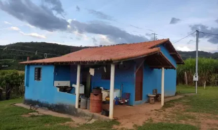 Sítio para Venda em São Sebastião do Paraíso, Rosentina Figueiredo, 2 dormitórios, 1 banheiro, 1 vaga