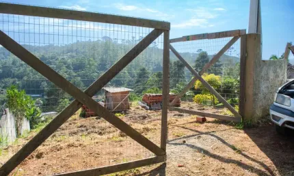 Terreno à venda no Clube dos Oficiais, Suzano 