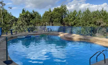 Chácara para Venda em Suzano, Jardim Restinga, 3 dormitórios, 3 banheiros, 4 vagas