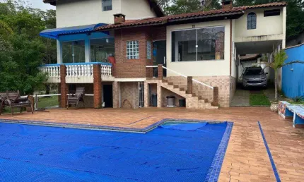 Chácara para Venda em Suzano, Clube dos Oficiais, 4 dormitórios, 1 suíte, 4 banheiros, 5 vagas