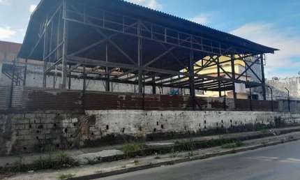 Terreno para Venda em Guarulhos, Água Chata, 2 banheiros