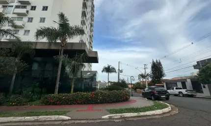 Apto com 2 Dormitórios (sendo 1 suíte), à venda - Londrina / Pr