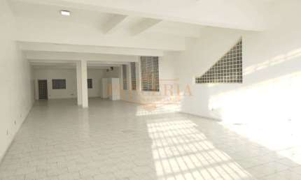 Espaco comercial moderno para alugar em Santana, Aracatuba