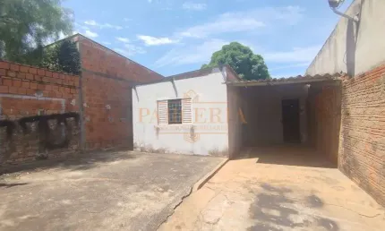 Casa Padrao a venda e locacao no bairro Lago Azul em Aracatuba