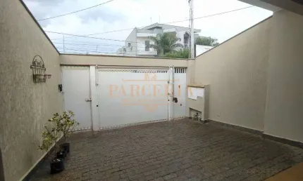 Casa Padrao a venda no Jardim Nova Iorque em Aracatuba!