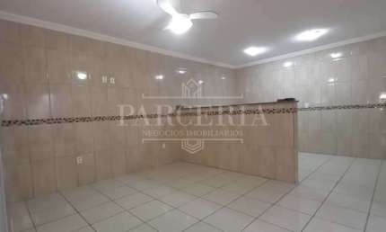 Casa com 3 quartos à venda no Conjunto Residencial Toyokazu Kawata, Araçatuba  por R$ 270.000