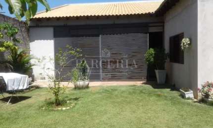Casa com 2 quartos à venda no Jardim das Oliveiras, Araçatuba , 150 m2 por R$ 200.000