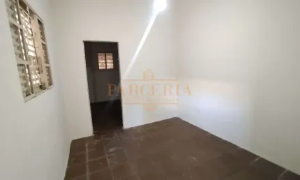 Casa comercial com 1 sala para alugar no São Joaquim, Araçatuba 
