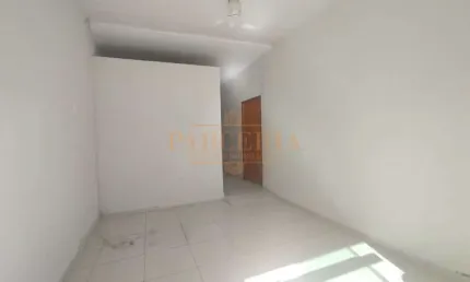 Aluguel de Salao Comercial no Centro de Aracatuba | 1 Banheiro, Cozinha e Escritorio