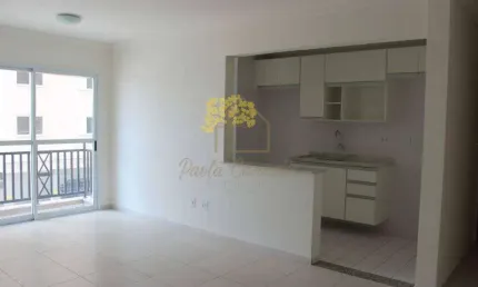 Apartamento no Monte Castelo com 3 dormitórios e armários planejados.