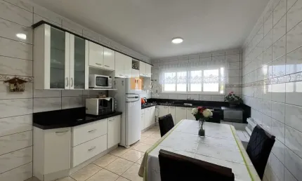 Casa com 6 quartos à venda na rua altino veríssimo da rosa, 1816, colina sorriso, caxias do sul por r$ 955.000
