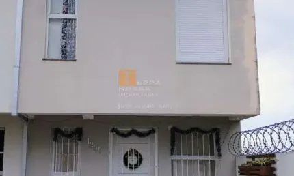 Casa com 2 quartos à venda na rua adelino marcos vencatto, 1281, nossa senhora do rosário, caxias do sul por r$ 250.000