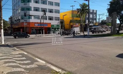 Casa à venda na Praça da Bandeira, 228, Centro, São Vicente