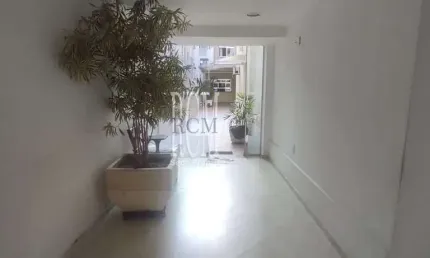 Casa comercial para alugar na Rua Pero Correa, x 563, Itararé, São Vicente