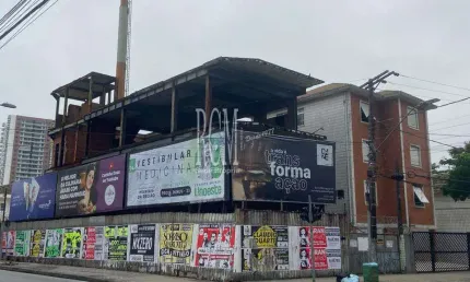 Casa comercial para alugar na Alameda Armênio Mendes, 77, Aparecida, Santos