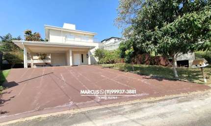 Casa em Condomínio Fechado na Granja Viana com 4 Suítes, 8 Vagas, Piscina. FL23