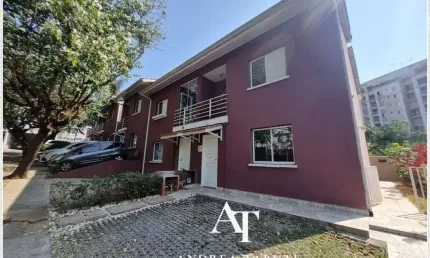 CASA CONDOMINIO - 3 DORMITORIOS (1 SUITE) COM 3 VAGAS- FL52