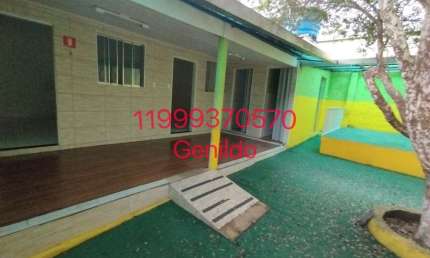CASA TERREA COM 6 SALAS 5 BANHEIROS QUINTAL IIDEAL PRA ESCOLAS CLINICAS FACIL ACESSO AO METRO