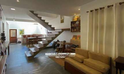Casa no São Paulo II em cond. fechado c/ 4 dorms; 2 suítes, 6 vagas de garagem. FL23