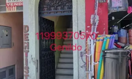 SOBRELOJA NA AVENIDA COM 4 SALAS 2 BANHEIROS SALA COZINHA QUINTAL FL55
