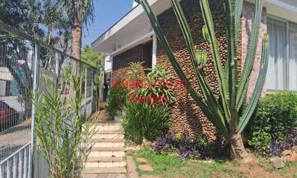 CASA TERREA 3 QUARTO 1 SUITE  2 VAGAS  ARMARIOS PLANEJADOS QUINTAL JARDIM