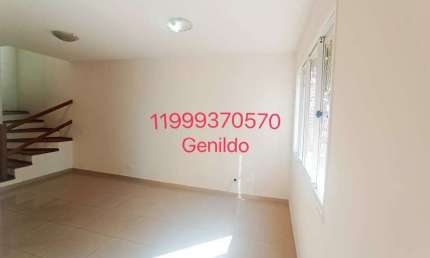 SOBRADO EM CONDOMINIO 2 QUARTOS  2 SUITE SALA COZINHA 2 VAGA QUINTAL FL55