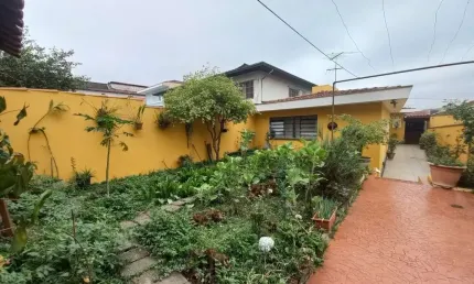 CASA TÉRREA 3 QUARTOS 4 BANH 5 VAGAS           FL21