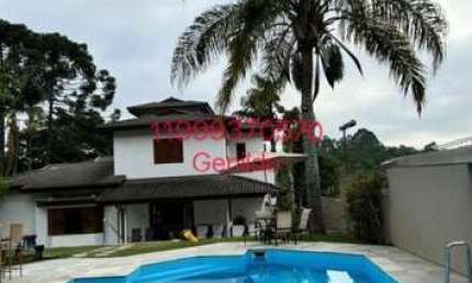 SOBRADO EM CONDOMINIO 4 QUARTOS 3 SUITES 5BANHEIROS 4 VAGAS  PISCINA SALAO DE FESTA FL55