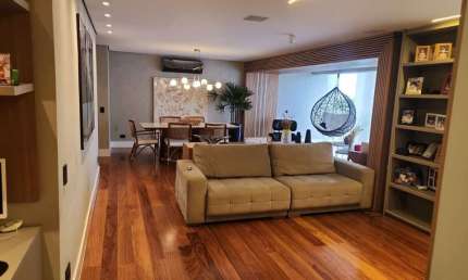 Lindo Apto Todo Reformado, Mobiliado, 3 dorms, 1 suite, 2 vagas e lazer de Clube - FL22