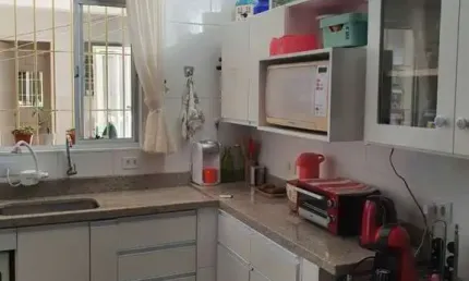 Vendo sobrado, 3 dorms, 2 suites, 2 vagas, churraqueira, amplo quintal  - fl22