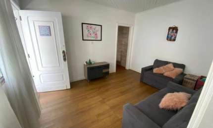 Vendo sobrado, 2 dorms, 2 vagas, edicula, Quintal  - FL22