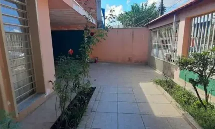 Vendo casa Térrea proximo Parque do Joquei, 3 dorms, quintal - FL22