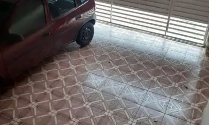 Vendo sobrado, com 3 dorms, sendo 1 suite, 2 vagas, quintal - FL22