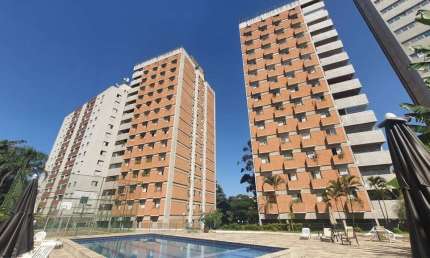 Apartamento Amplo com 4 Dormitórios e 156m² na Avenida Caxingui. FL43