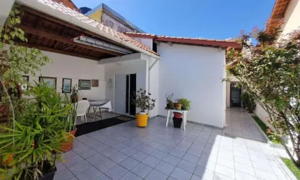 Casa com quintal conj res butantã - 3 dormitorios (1 suite) com 2 vagas