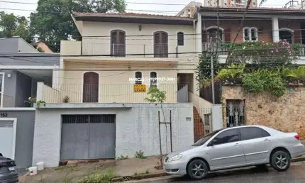 Casa térrea na vila indiana com 300m² de terreno, 3 quartos, suíte, quintal, 2 vagas, terraço.fl23