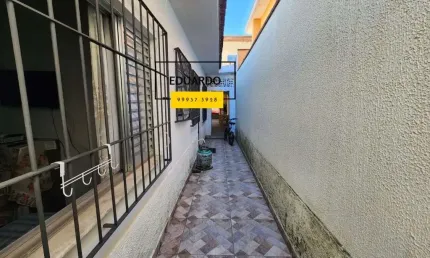 Casa totalmente terrea com edicula, 2 vagas cobertas