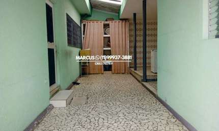 Casa térrea no Butantã com 03 dormitórios sendo uma suíte e 04 vagas de Garagens. FL23
