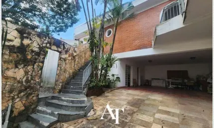 Casa terrea jd peri peri - 3 dormitorios (1 suite) com 6 vagas