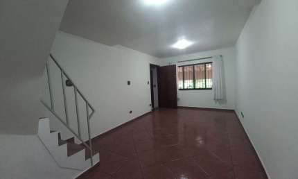 SOBRADO 3 DORMS, 2 VGS NO JARDIM iVANA           FL21