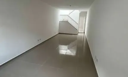 Venda sobrado 03 dormitórios 01 suíte e 04 vagas de garagens- fl38