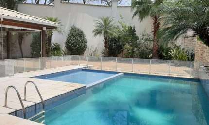 Vendo Sobrado em condomínio,  Parque dos Príncipes, 5 suítes, Piscina, quintal - FL22
