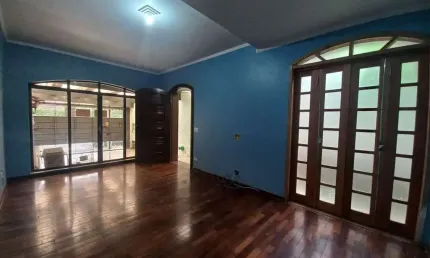 Sobrado no Jardim Bonfiglioli, 156m², 4 Dormitórios, 2 Suítes e Edícula - FL12